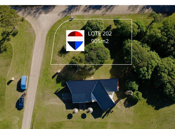 Terreno · 950m²