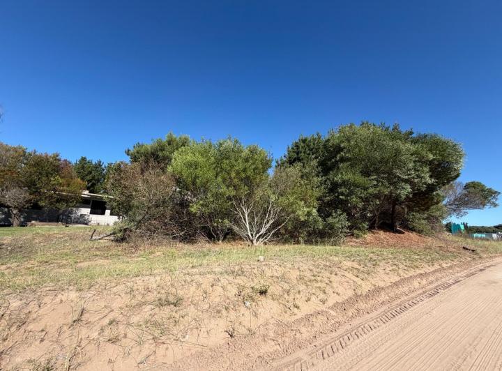 Terreno · 1518m²