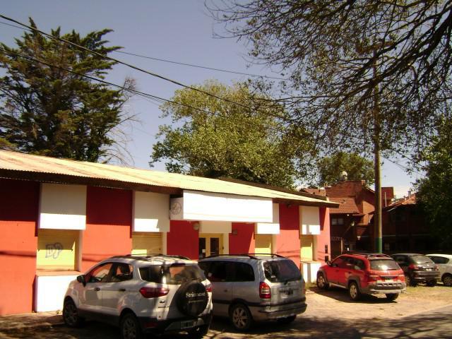 Terreno · 300m²