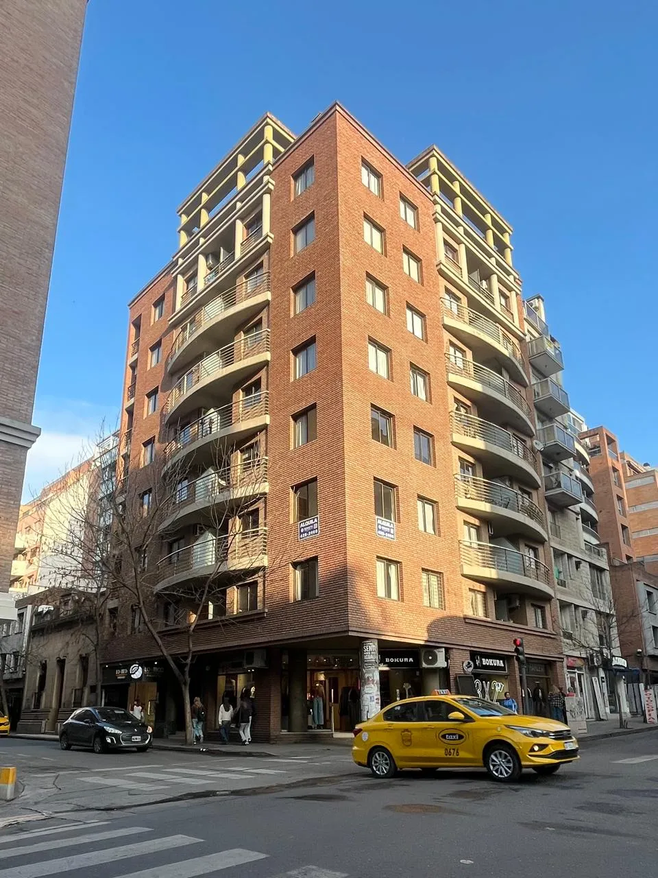 !!Alq. Exc. Dpto de 2 dorm. + EXCEPCIONAL terraza en el CORAZON de Nva Cba!!