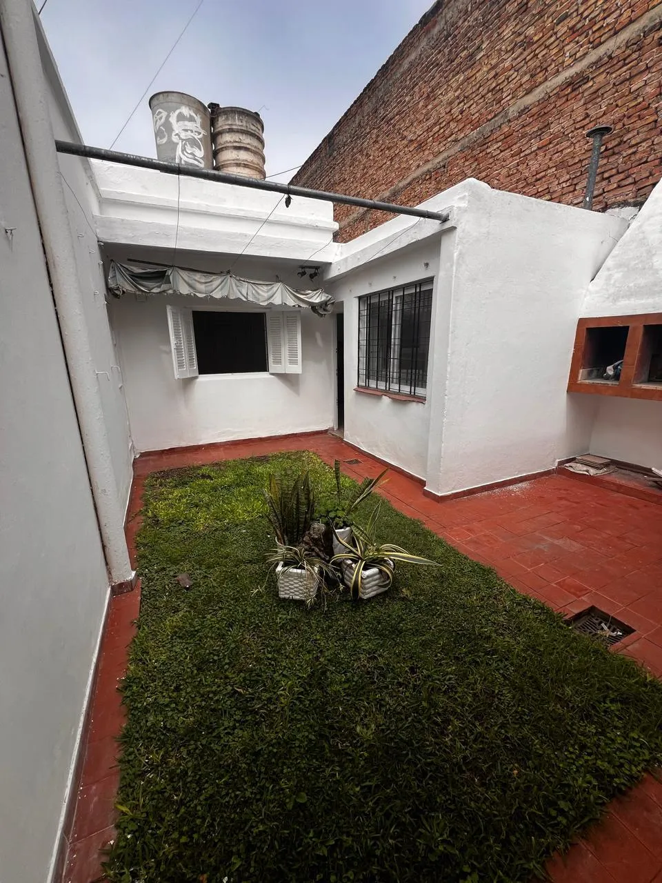 EXCELENTE ESTADO - VENTA DEPTO. INTERNO - 3 DORM.
