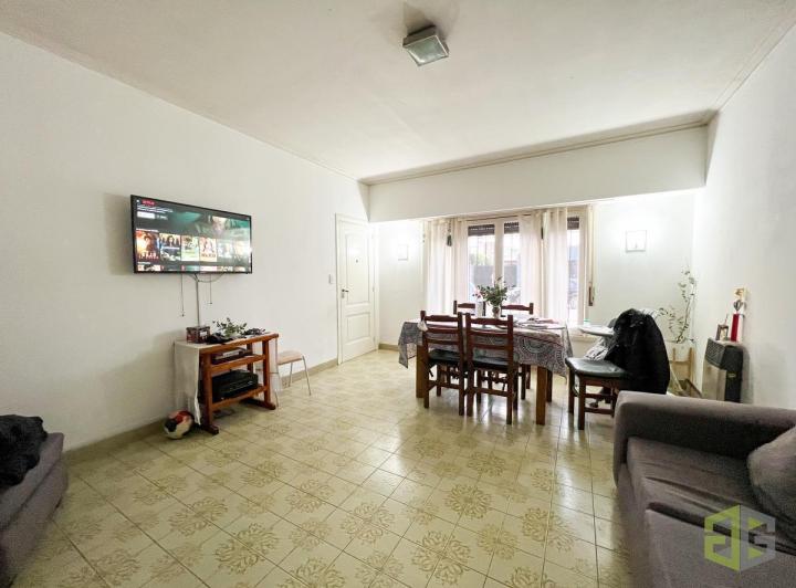 Casa · 100m² · 5 Ambientes
