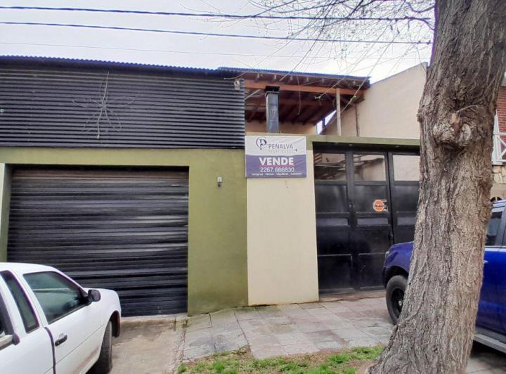 Casa · 170m² · 2 Ambientes · 2 Cocheras