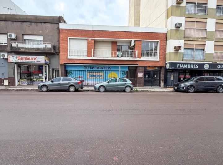 Casa · 185m² · 4 Ambientes · 1 Cochera