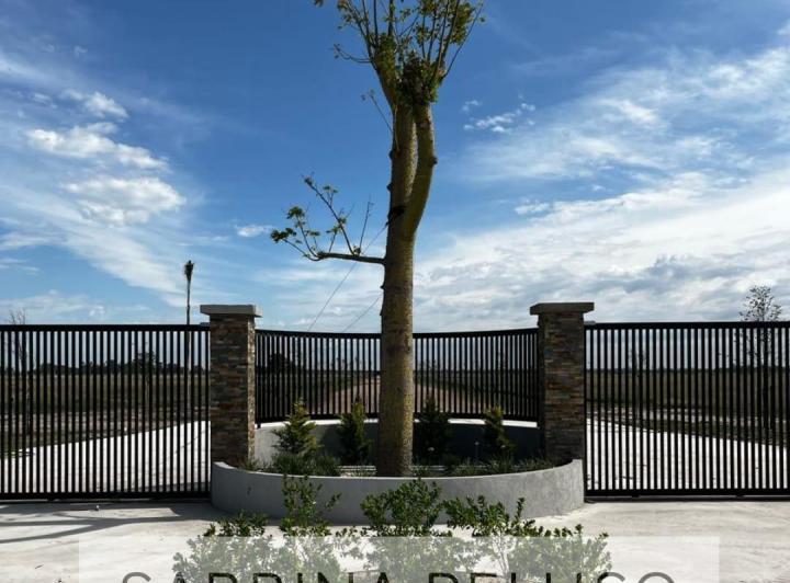 Terreno · 700m²