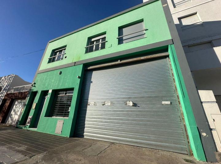 Bodega-Galpón · 559m²