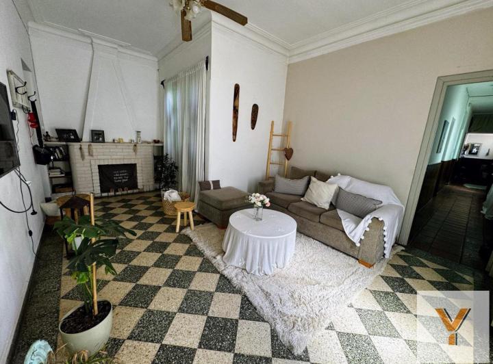 Casa · 250m² · 4 Ambientes