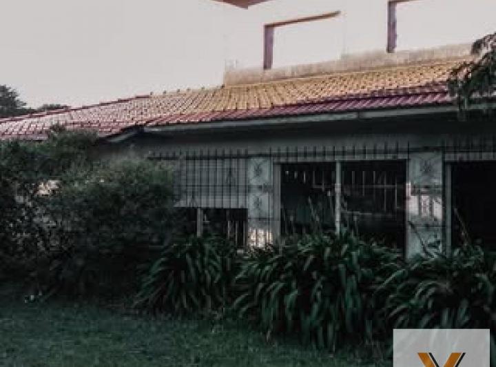 Casa · 300m² · 4 Ambientes