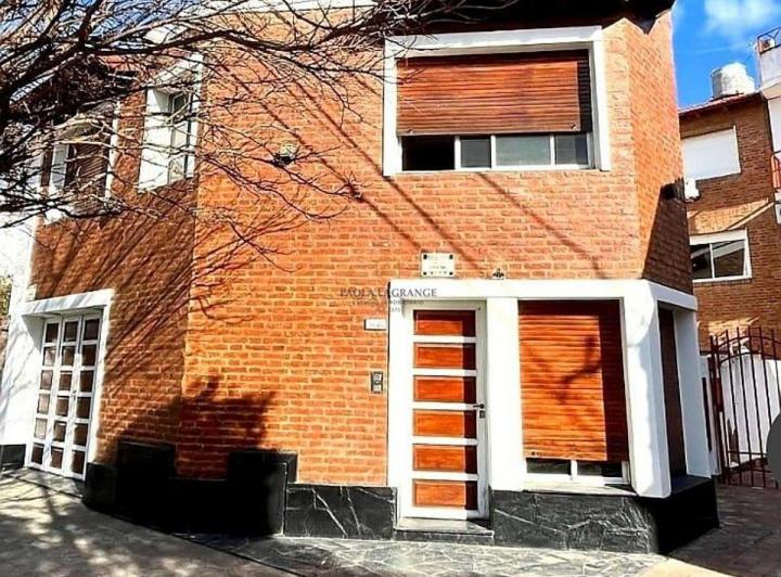 Casa · 124m² · 5 Ambientes · 1 Cochera