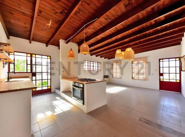 Casa · 120m² · 2 Dormitorios · 1 Cochera