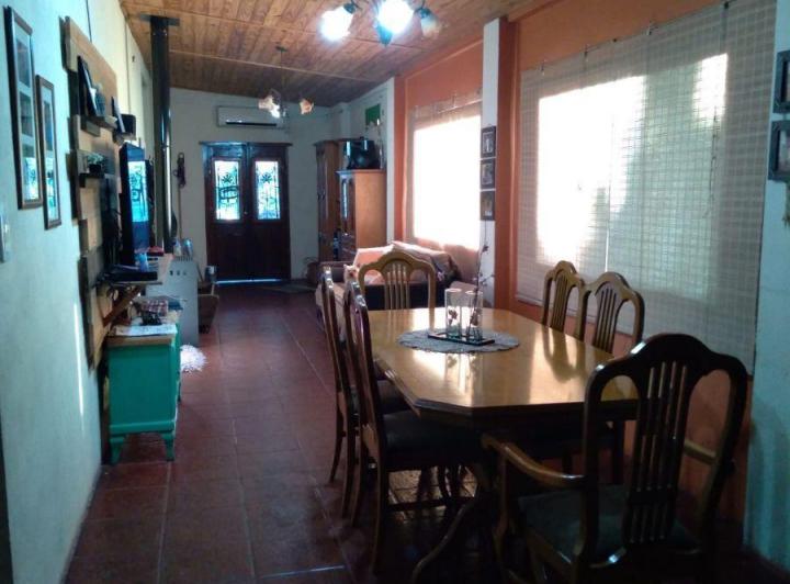 Casa · 300m² · 6 Ambientes