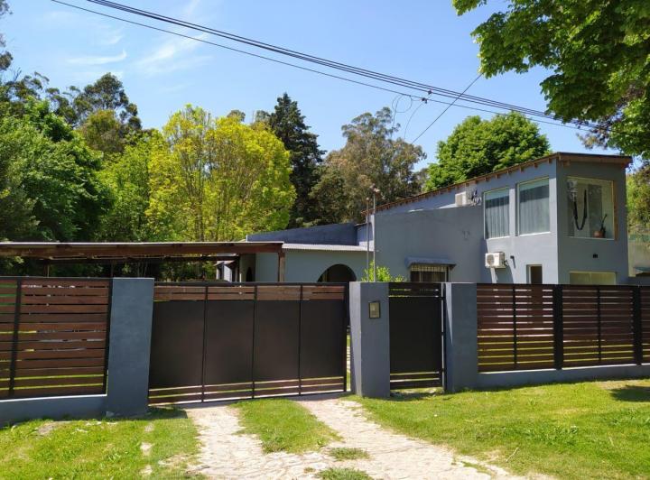 Casa · 230m² · 3 Ambientes