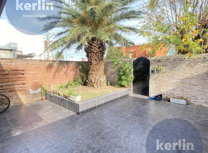 Casa · 172m² · 7 Ambientes · 2 Cocheras