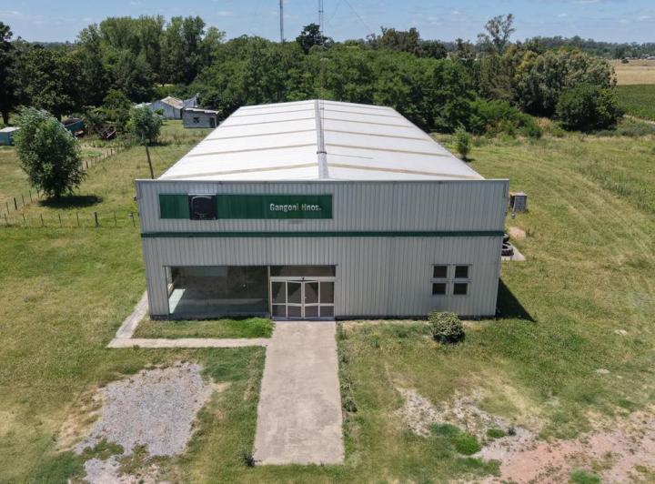 Bodega-Galpón · 1000m² · 5 Cocheras
