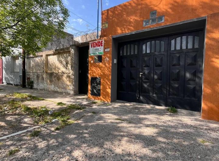 Casa · 319m² · 10 Ambientes · 2 Cocheras