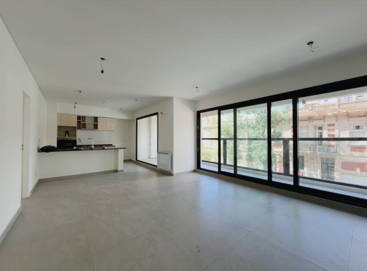 Departamento · 83m² · 4 Ambientes · 1 Cochera