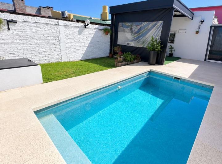 Casa · 190m² · 5 Ambientes · 1 Cochera