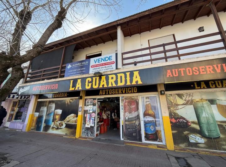 Edificio · 445m²