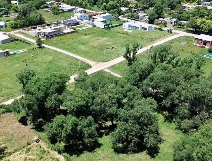 Terreno · 300m²