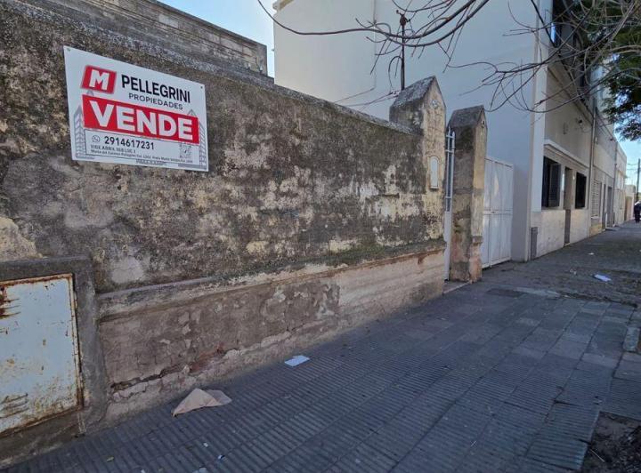 Casa · 135m² · 4 Ambientes · 1 Cochera