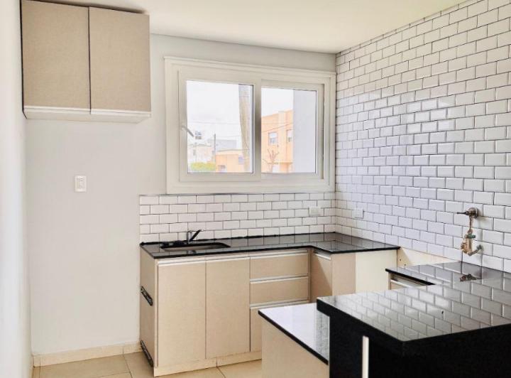Casa · 230m² · 4 Ambientes