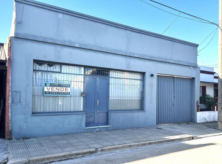 Local comercial · 42m² · 3 Ambientes · 1 Cochera