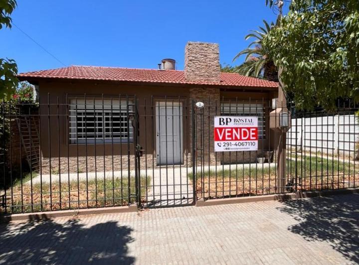 Casa · 96m² · 6 Ambientes · 6 Cocheras