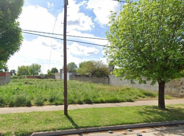 Terreno · 600m²