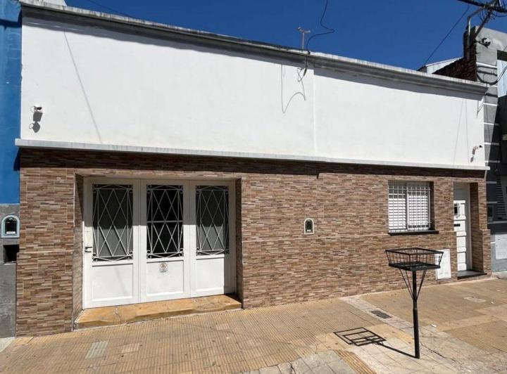 Casa · 166m² · 4 Ambientes · 1 Cochera