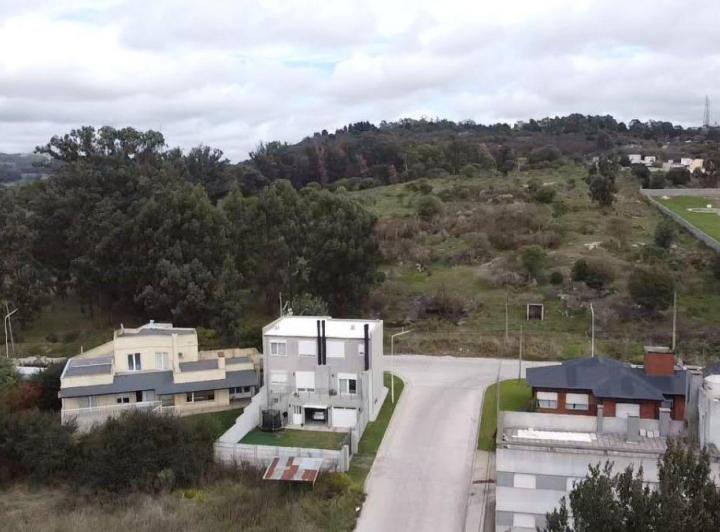 Terreno · 248m²