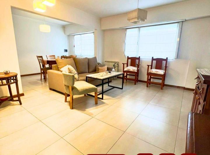 Casa · 135m² · 4 Ambientes · 1 Cochera