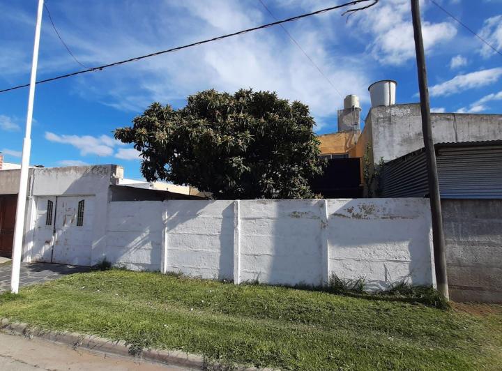 Casa · 170m² · 5 Ambientes · 1 Cochera