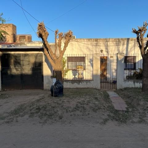 Casa · 70m² · 2 Dormitorios · 1 Cochera