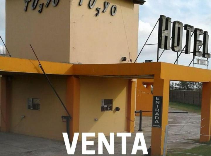 Hotel · 800m² · 10 Ambientes · 3 Cocheras
