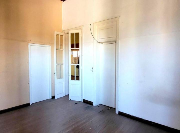 Casa · 468m² · 5 Dormitorios · 3 Cocheras
