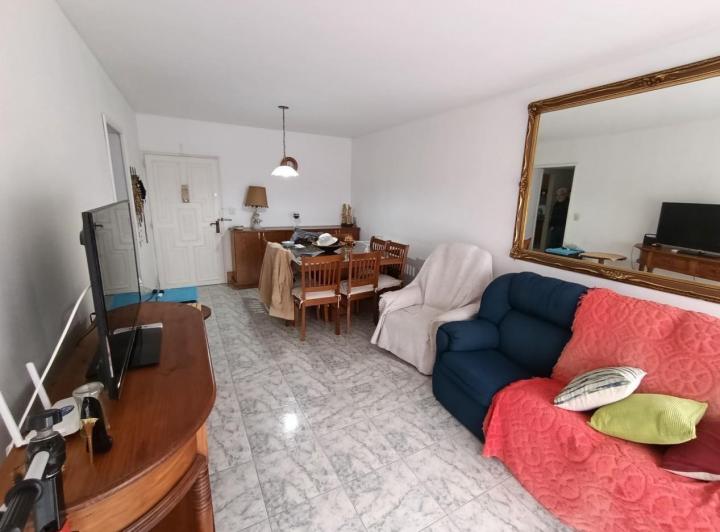 Departamento · 80m² · 5 Ambientes · 1 Cochera