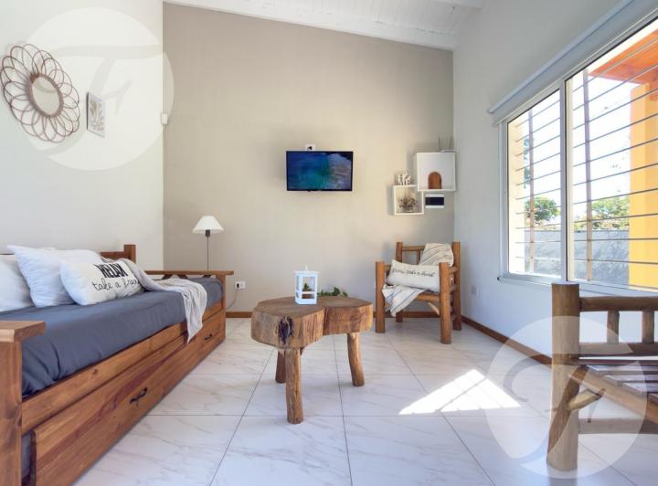 Casa · 75m² · 2 Ambientes · 1 Cochera