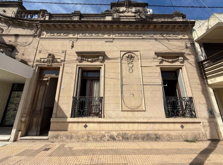 Casa · 261m² · 5 Ambientes