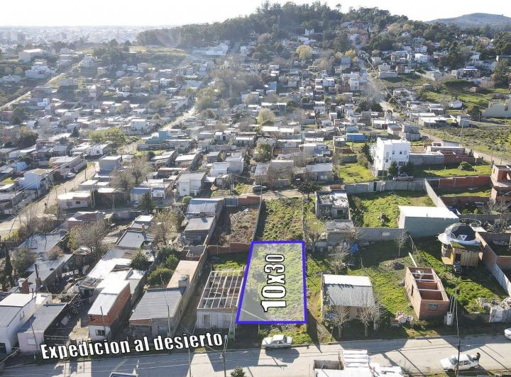 Terreno · 300m²