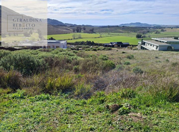 Terreno · 1800m²