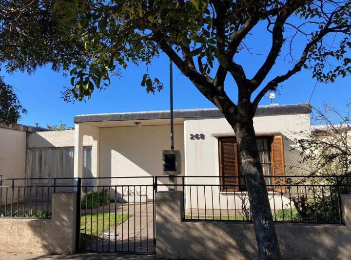 Casa · 102m² · 4 Ambientes