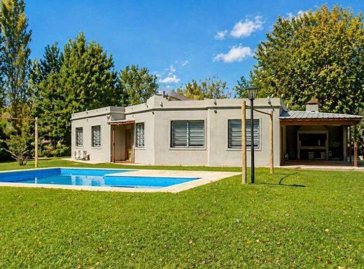 Casa · 110m² · 3 Ambientes · 1 Cochera