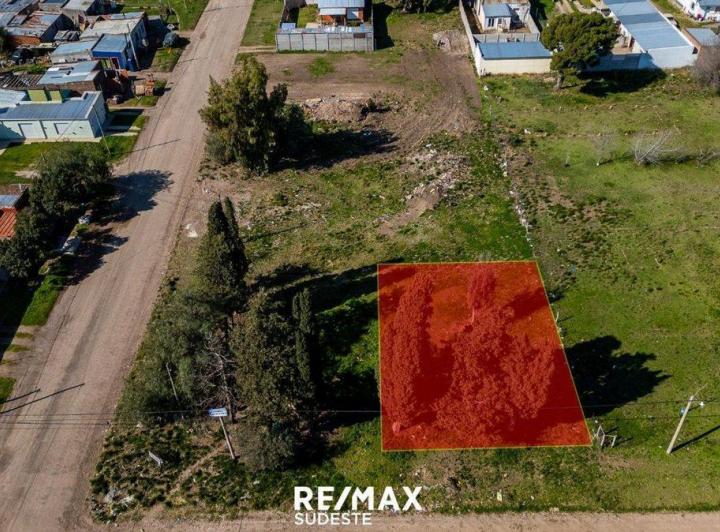 Terreno · 300m²