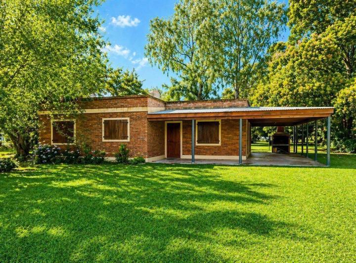 Casa · 65m² · 3 Ambientes · 2 Cocheras