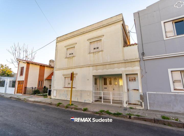 Casa · 127m² · 3 Ambientes · 1 Cochera