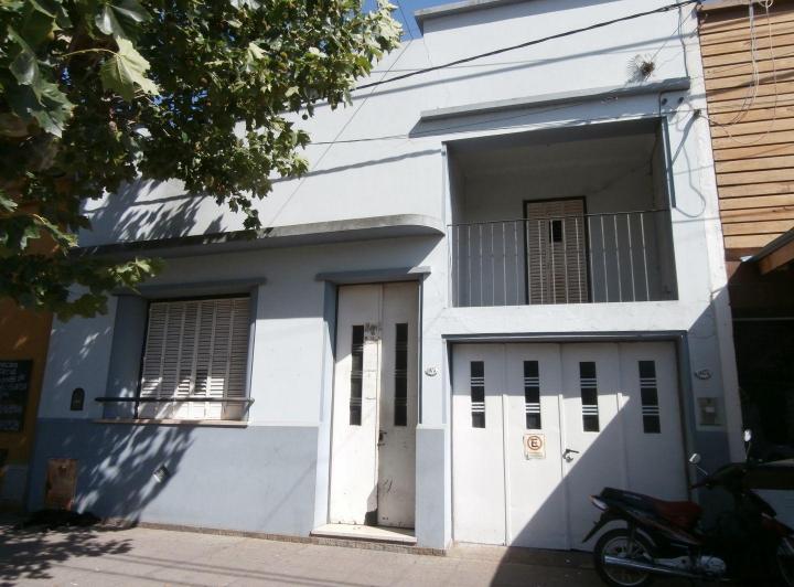 Casa · 190m² · 5 Ambientes · 1 Cochera