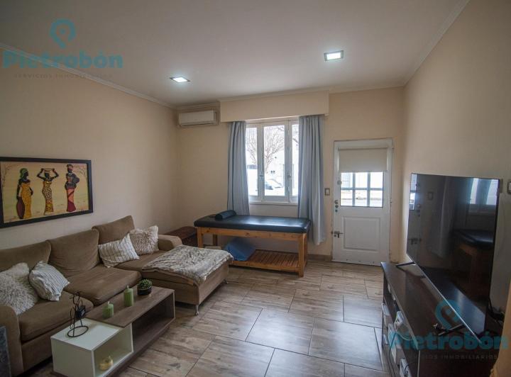 Casa · 187m² · 3 Ambientes · 1 Cochera