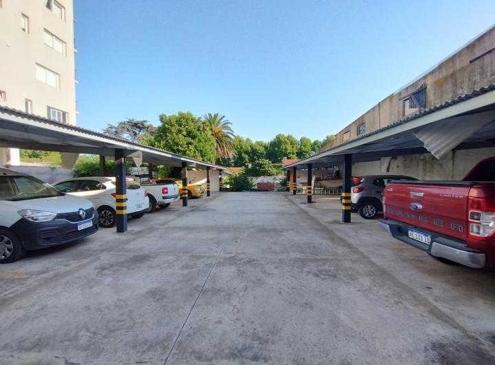 Garage · 12m²