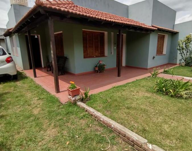 Casa · 142m² · 6 Ambientes