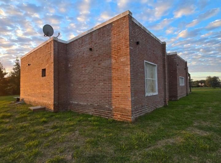 Quinta vacacional · 180m² · 5 Ambientes · 1 Cochera